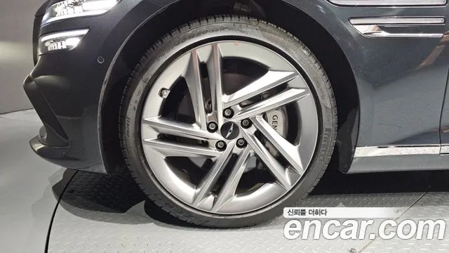 Genesis G80 2024 thumb 4