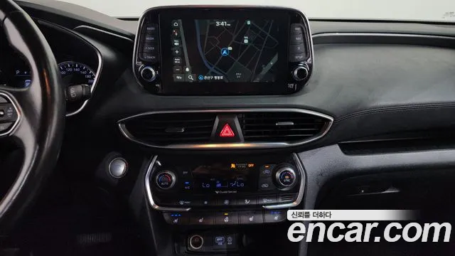 Hyundai Santa Fe 2018 thumb 12
