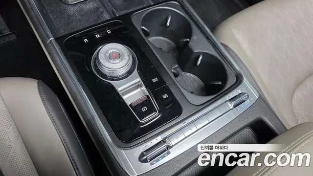 Kia Carnival 2024 thumb 9
