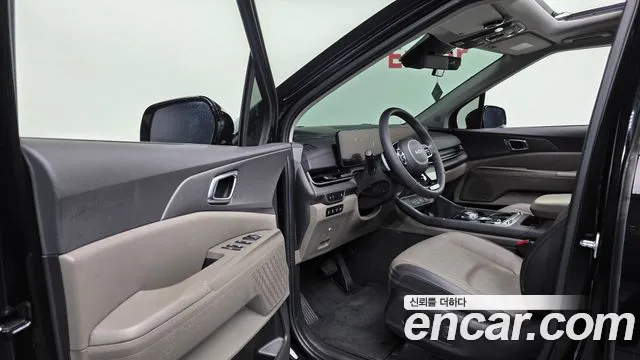 Kia Carnival 2024 thumb 10