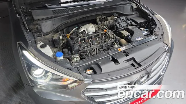 Hyundai Santa Fe 2017 thumb 6