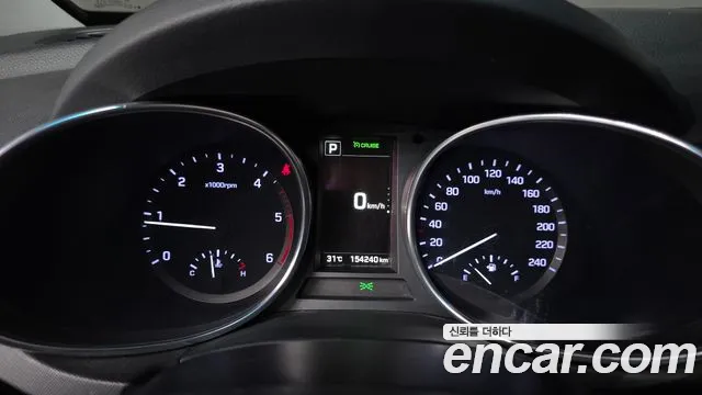 Hyundai Santa Fe 2017 thumb 8