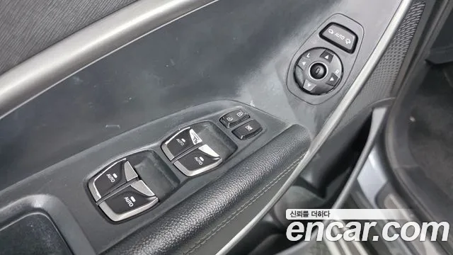 Hyundai Santa Fe 2017 thumb 12