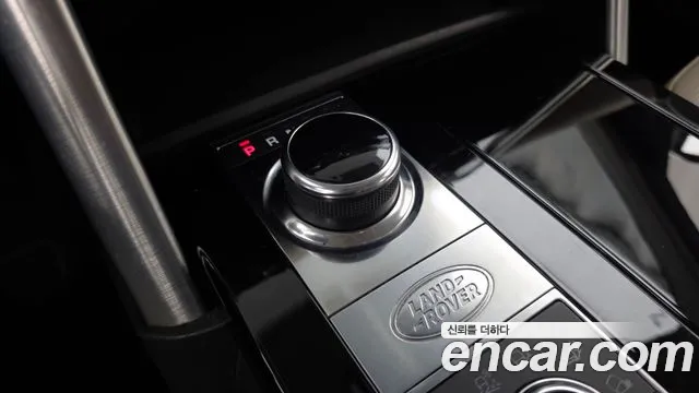 Land Rover Discovery 2018 thumb 9