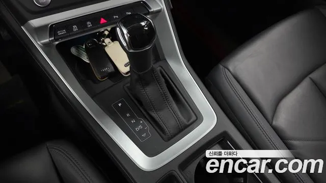 Audi Q3 2020 thumb 9