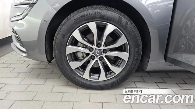 Renault Megane 2024 thumb 5