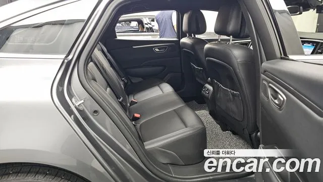 Renault Megane 2024 thumb 12