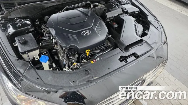 Hyundai Grandeur 2017 thumb 6
