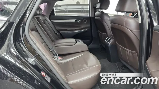 Hyundai Grandeur 2017 thumb 11