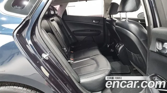 Kia K5 2016 thumb 11