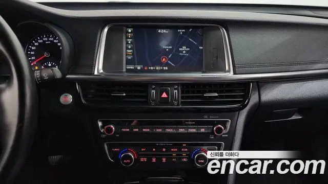 Kia K5 2016 thumb 12