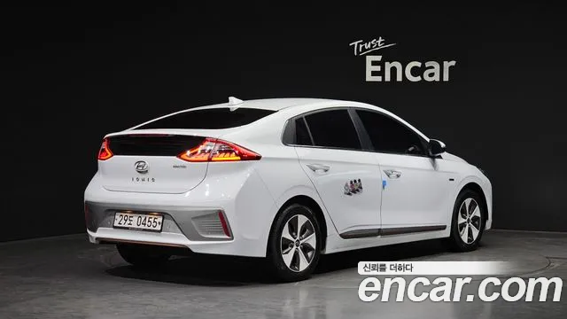 Hyundai IONIQ 6 2016 thumb 2