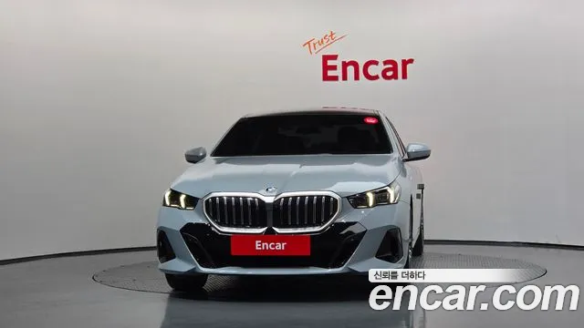 BMW 5 серии 2025 thumb 3