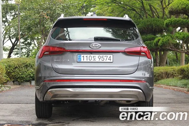 Hyundai Santa Fe 2023 thumb 4