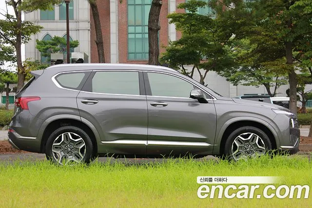 Hyundai Santa Fe 2023 thumb 5
