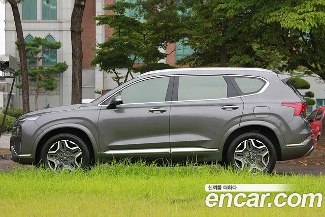 Hyundai Santa Fe 2023 thumb 8