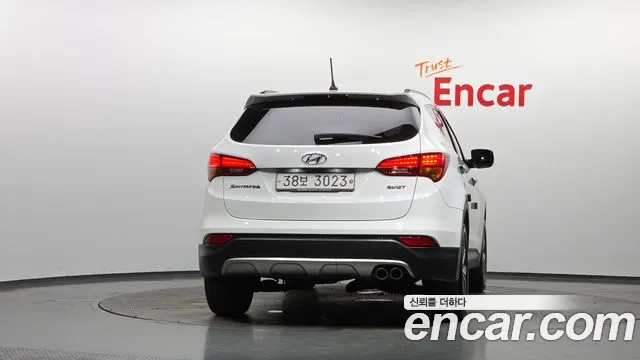 Hyundai Santa Fe 2013 thumb 4