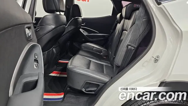 Hyundai Santa Fe 2013 thumb 11
