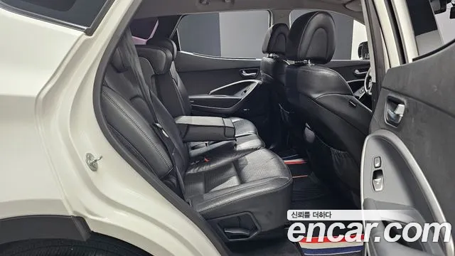 Hyundai Santa Fe 2013 thumb 12