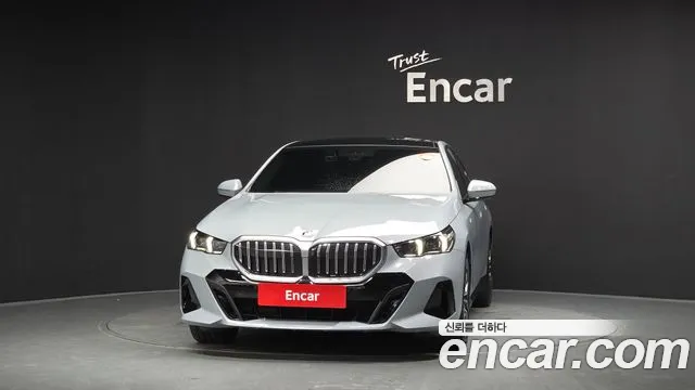 BMW 5 серии 2025 thumb 3