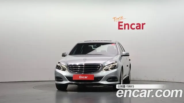 Mercedes-Benz E-Класс 2013 thumb 3