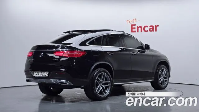 Mercedes-Benz GLE 2016 thumb 2