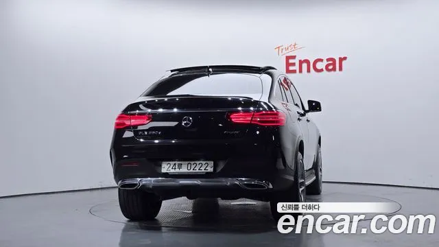 Mercedes-Benz GLE 2016 thumb 4