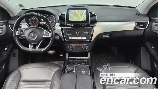 Mercedes-Benz GLE 2016 thumb 7