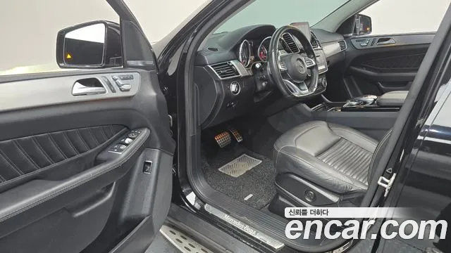 Mercedes-Benz GLE 2016 thumb 10