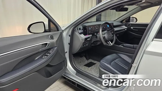 Hyundai Sonata 2023 thumb 9