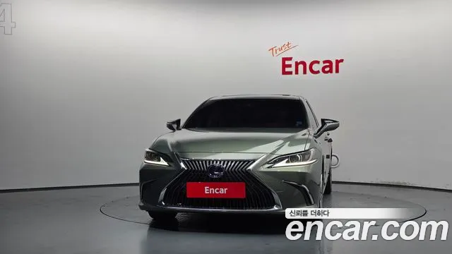Lexus ES 2018 thumb 3