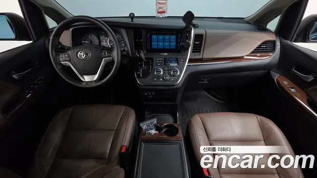 Toyota Sienna 2017 thumb 7