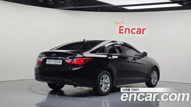 Hyundai Sonata 2011 thumb 2