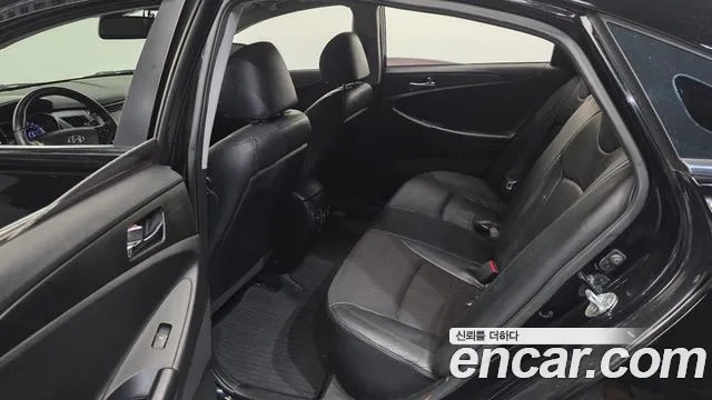 Hyundai Sonata 2011 thumb 12