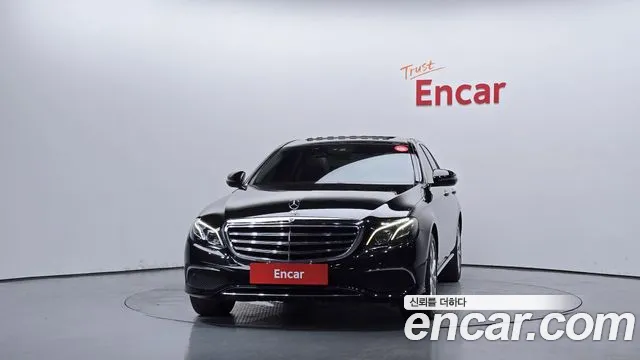 Mercedes-Benz E-Класс 2019 thumb 3