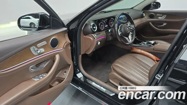 Mercedes-Benz E-Класс 2019 thumb 10