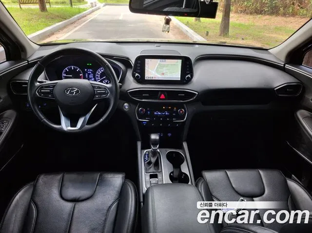 Hyundai Santa Fe 2019 thumb 8