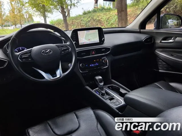 Hyundai Santa Fe 2019 thumb 10