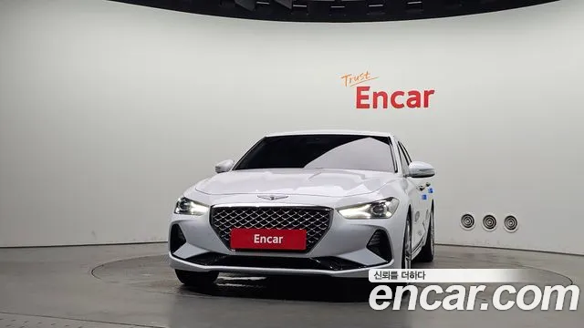 Genesis G70 2019 thumb 3