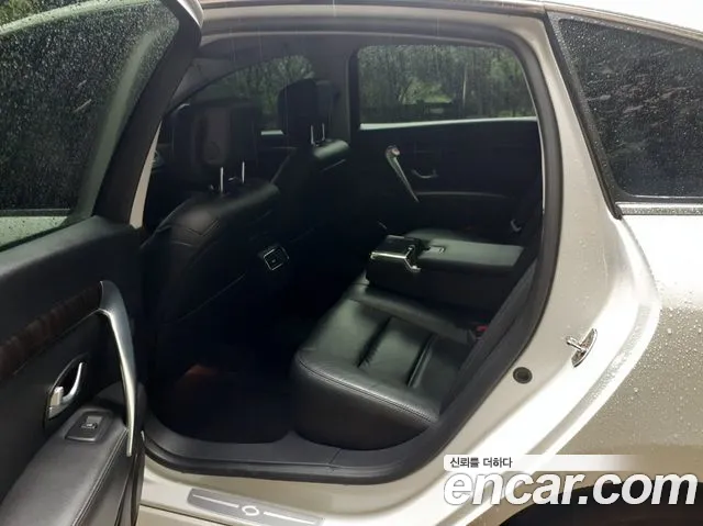 Renault Latitude 2011 thumb 8