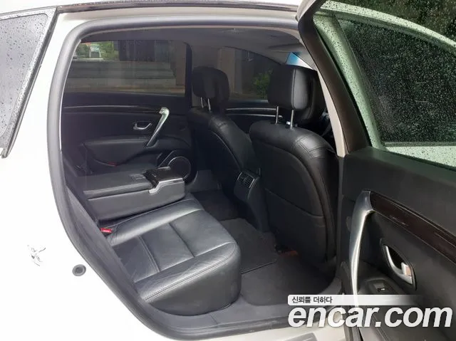 Renault Latitude 2011 thumb 9