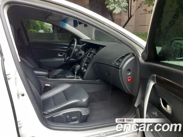 Renault Latitude 2011 thumb 10