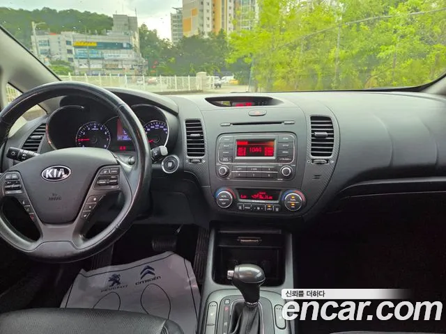 Kia K3 2014 thumb 9