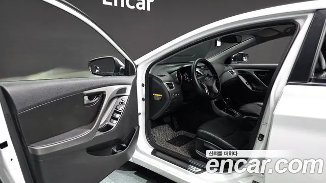 Hyundai Avante 2013 thumb 10