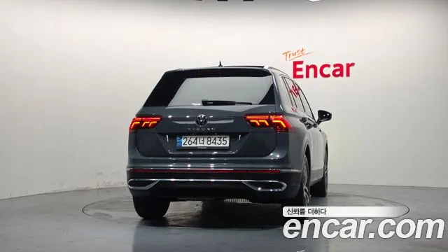 Volkswagen Tiguan 2022 thumb 4