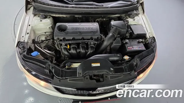 Kia Carens 2011 thumb 6