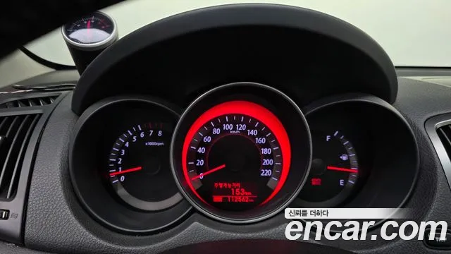 Kia Carens 2011 thumb 8