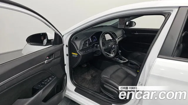 Hyundai Avante 2019 thumb 10