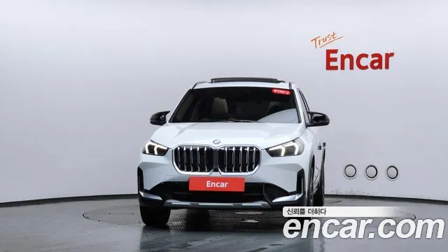 BMW X1 2024 thumb 2