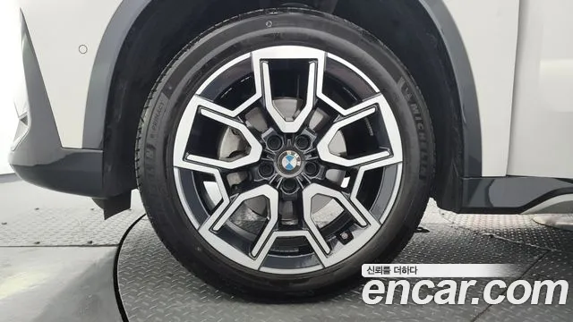 BMW X1 2024 thumb 4